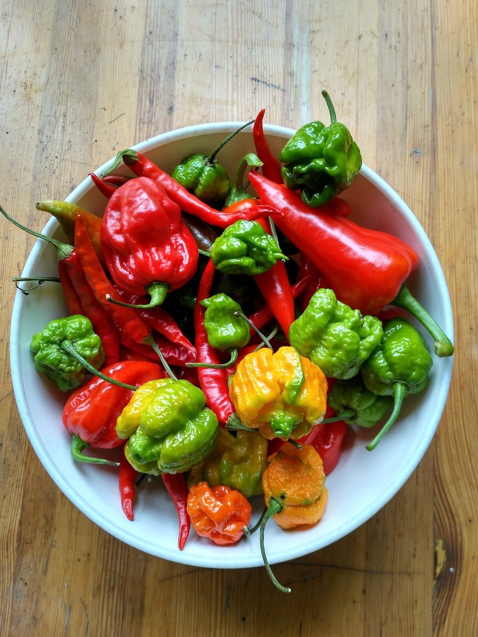 spicy peppers, habanero, red scorpion